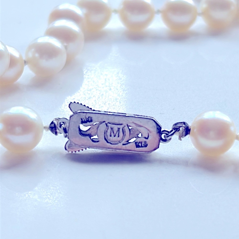 Mikimoto 14k solid white gold 16 inch pearl necklace. - Picture 3 of 5